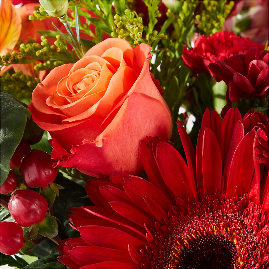 Sweater Season - A Florist Original – Print A Bunch Florists, Orleans ON