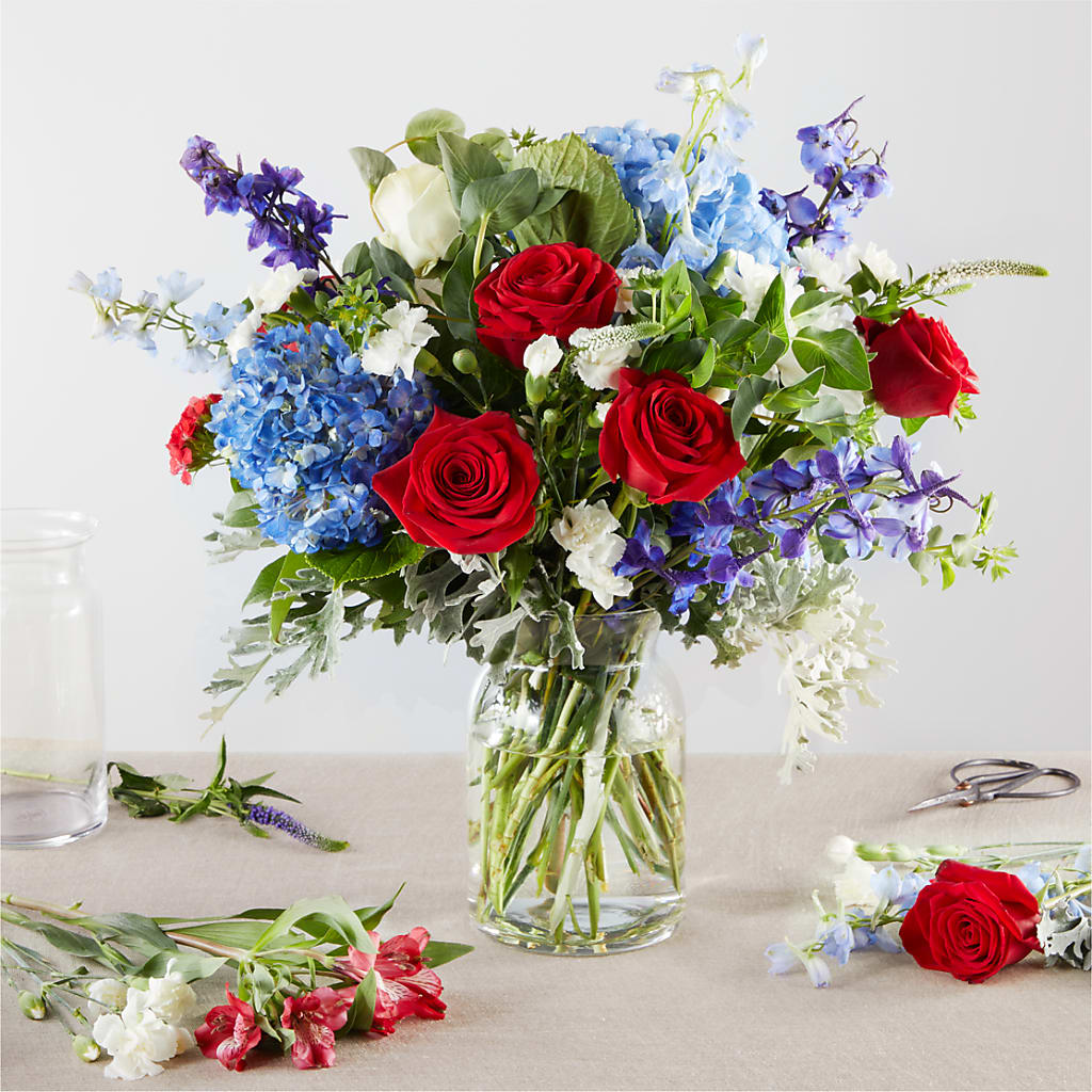 Star Spangled - A Florist Original – Print A Bunch Florists, Orleans ON