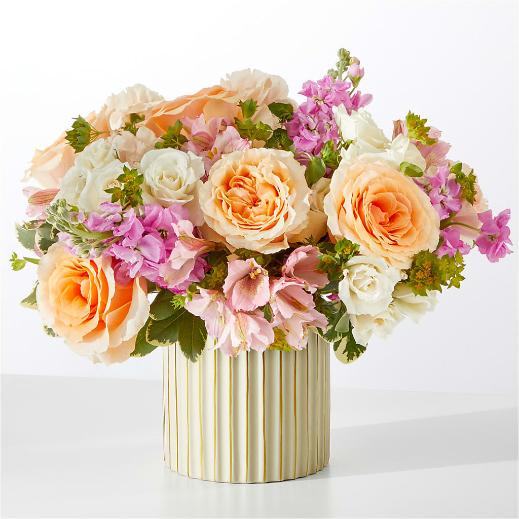 Paradise Bouquet with Ivory Vase – Print A Bunch Florists, Orleans ON