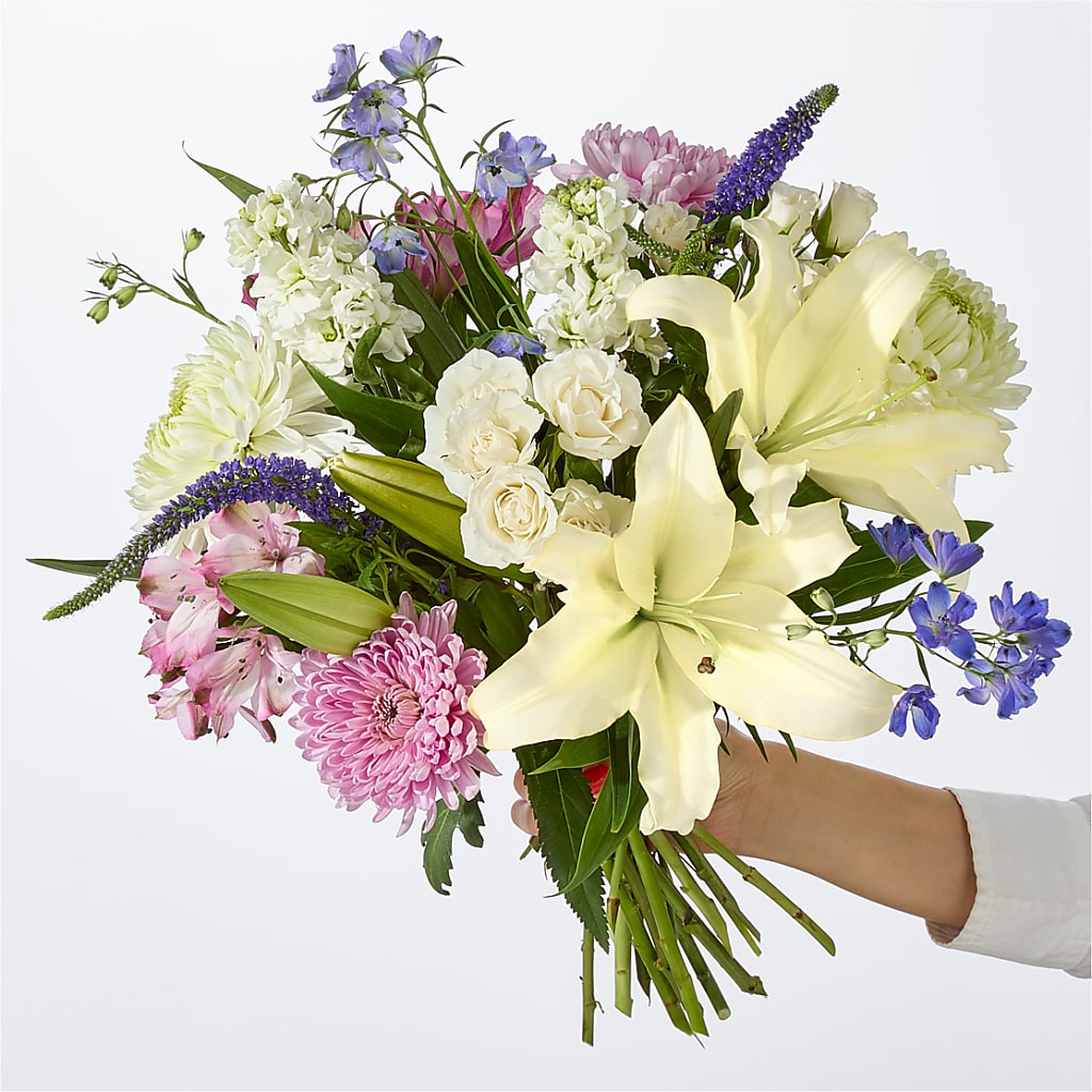 Winter Celebration Bouquet –  Print A Bunch Florists, Orleans ON