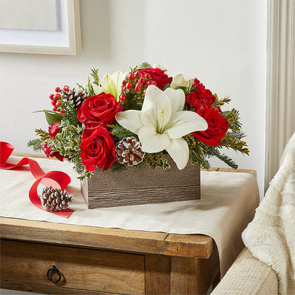Snowy Wonderland Bouquet –  Print A Bunch Florists, Orleans ON
