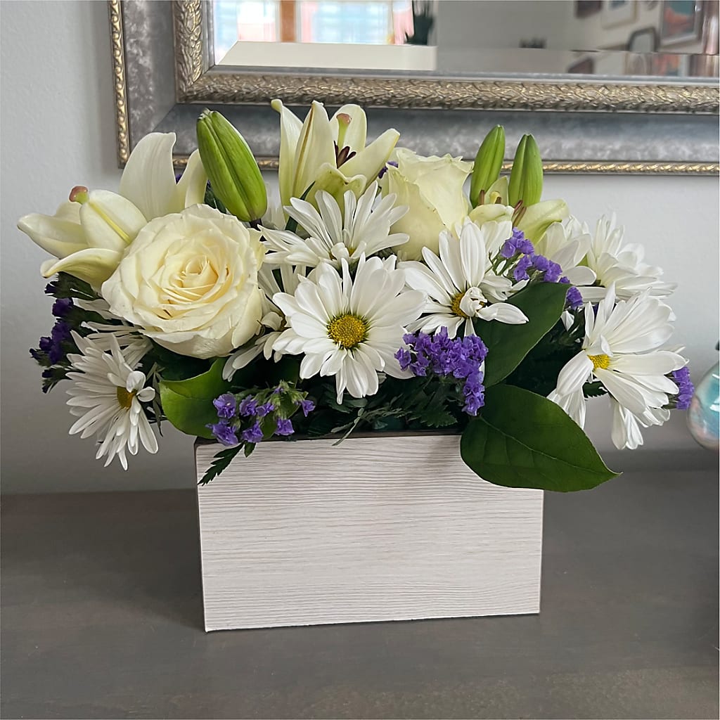 Beyond Blue Box Bouquet –  Print A Bunch Florists, Orleans ON