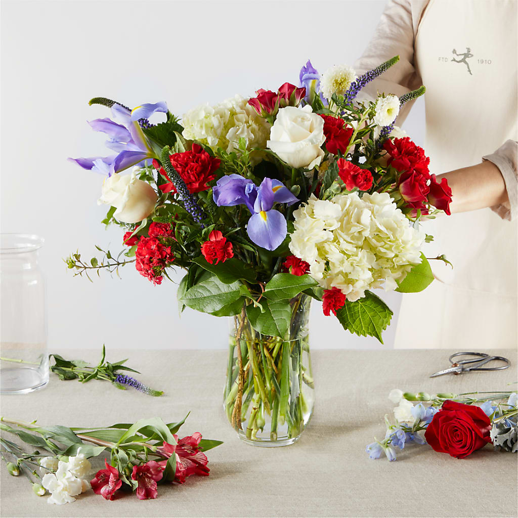 Star Spangled - A Florist Original –  Print A Bunch Florists, Orleans ON
