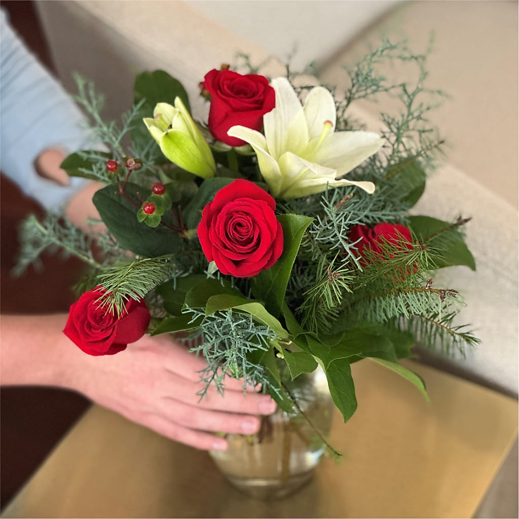 Glittering Lights Bouquet –  Print A Bunch Florists, Orleans ON