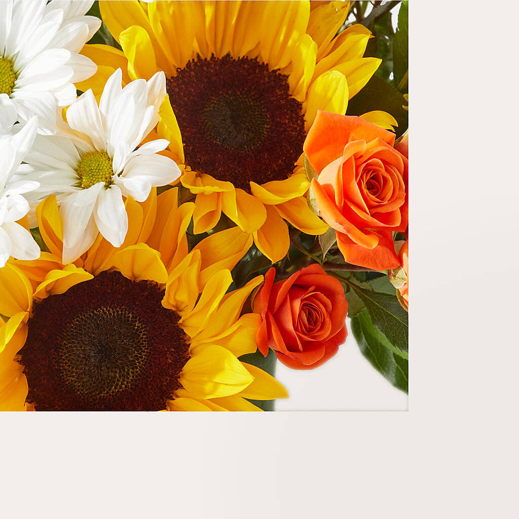 Sun-drenched Blooms Box Bouquet –  Print A Bunch Florists, Orleans ON