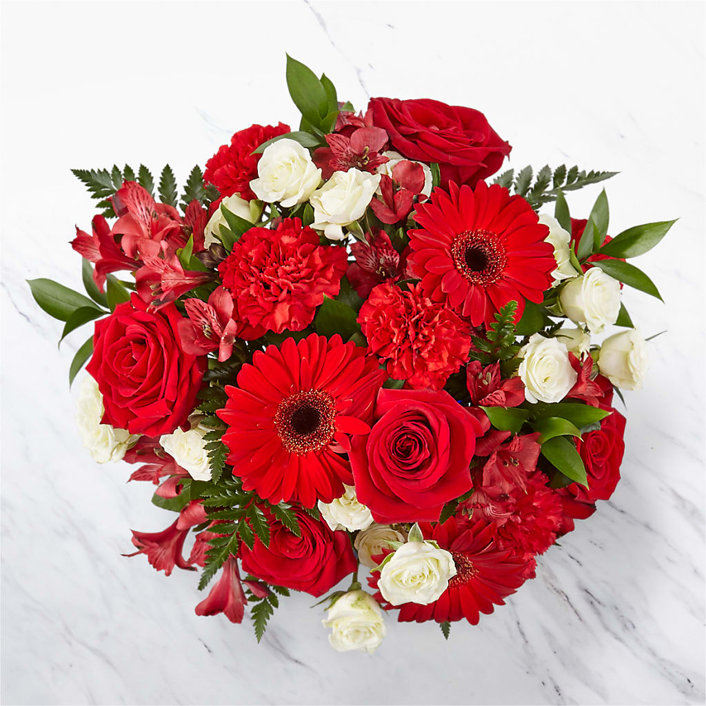 Hearts Embrace Bouquet –  Print A Bunch Florists, Orleans ON