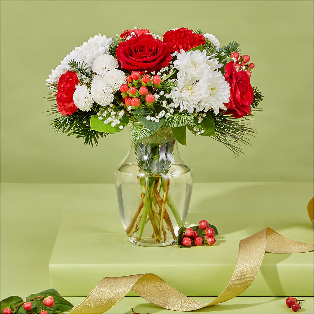 Chance of Flurries Bouquet –  Print A Bunch Florists, Orleans ON