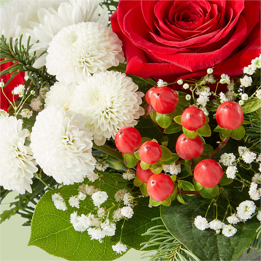 Chance of Flurries Bouquet –  Print A Bunch Florists, Orleans ON