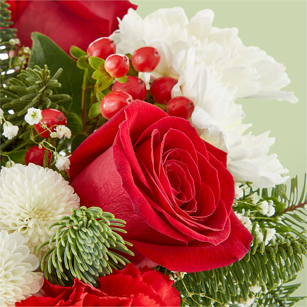 Chance of Flurries Bouquet –  Print A Bunch Florists, Orleans ON
