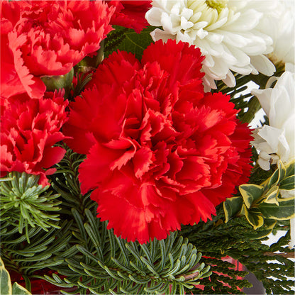 Christmas Market Bouquet –  Print A Bunch Florists, Orleans ON