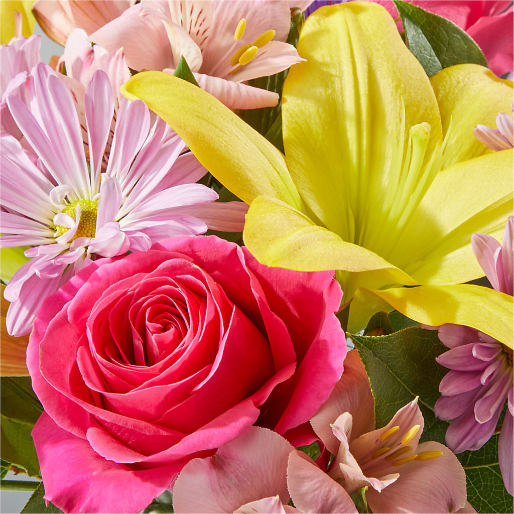 Sprinkles Bouquet –  Print A Bunch Florists, Orleans ON