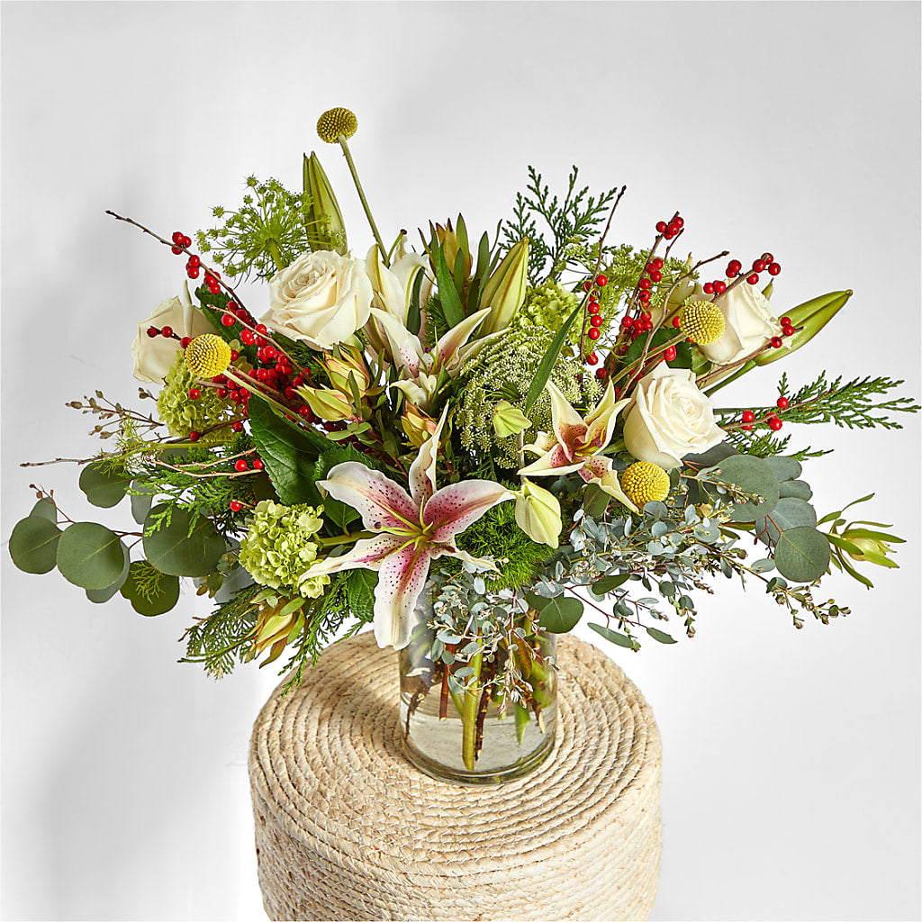 Berry & Bright Bouquet –  Print A Bunch Florists, Orleans ON
