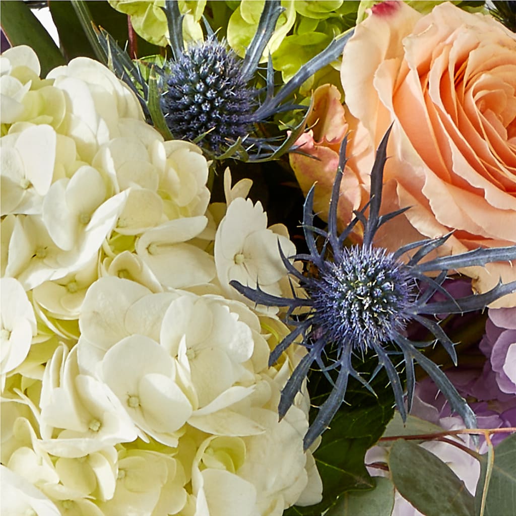 Porch Swing Bouquet –  Print A Bunch Florists, Orleans ON