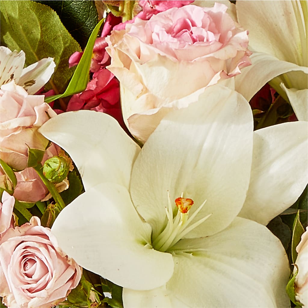 Ballet Slippers Bouquet –  Print A Bunch Florists, Orleans ON