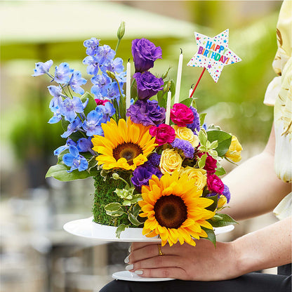 Star of the Day Floral Cake –  Print A Bunch Florists, Orleans ON