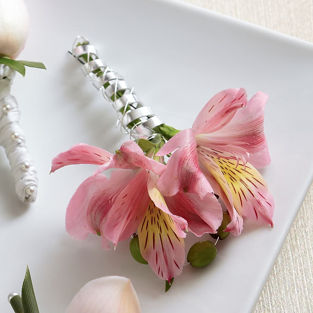 Pink Peruvian Lily Boutonniere –  Print A Bunch Florists, Orleans ON